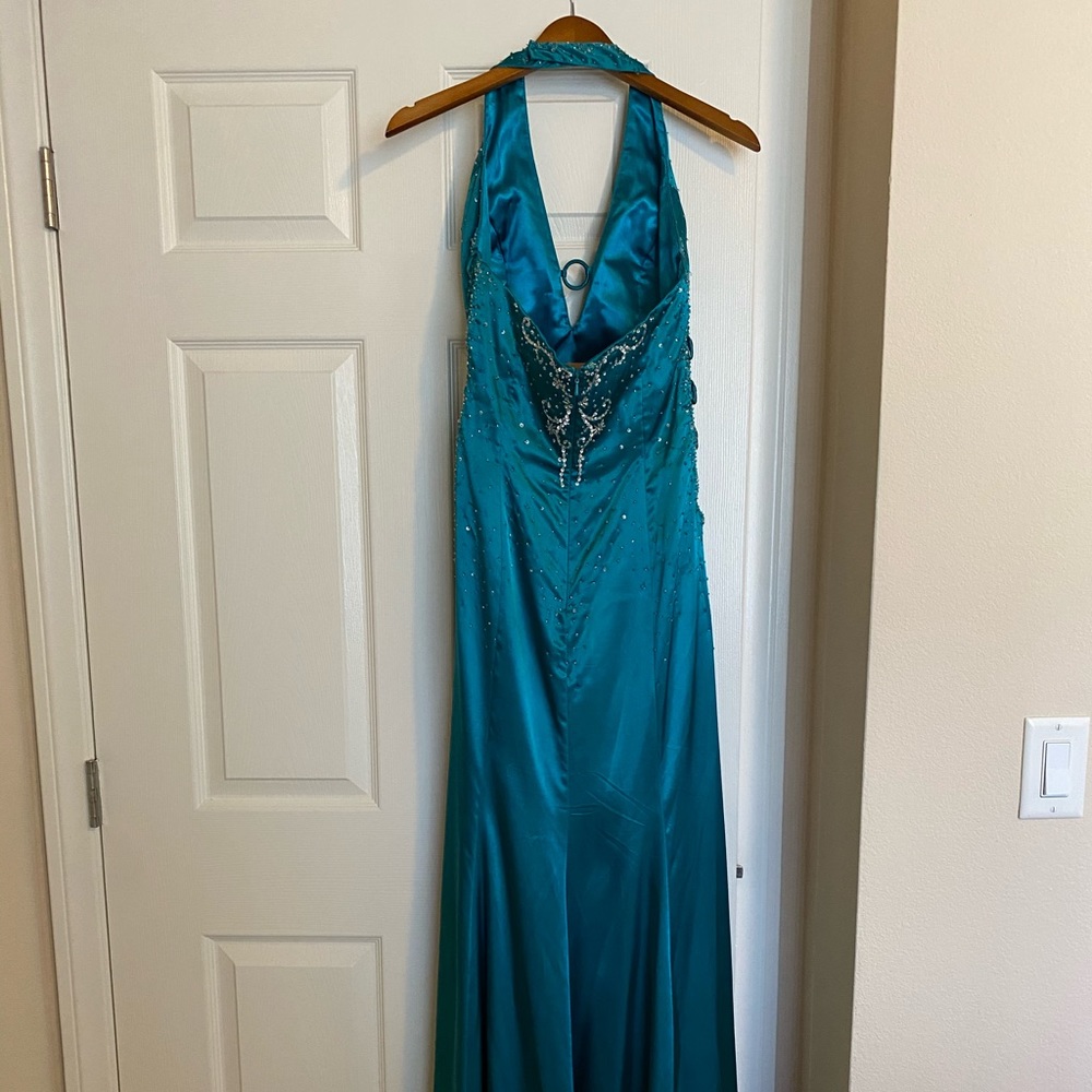 Prom Dress - Picture 3 of 3
